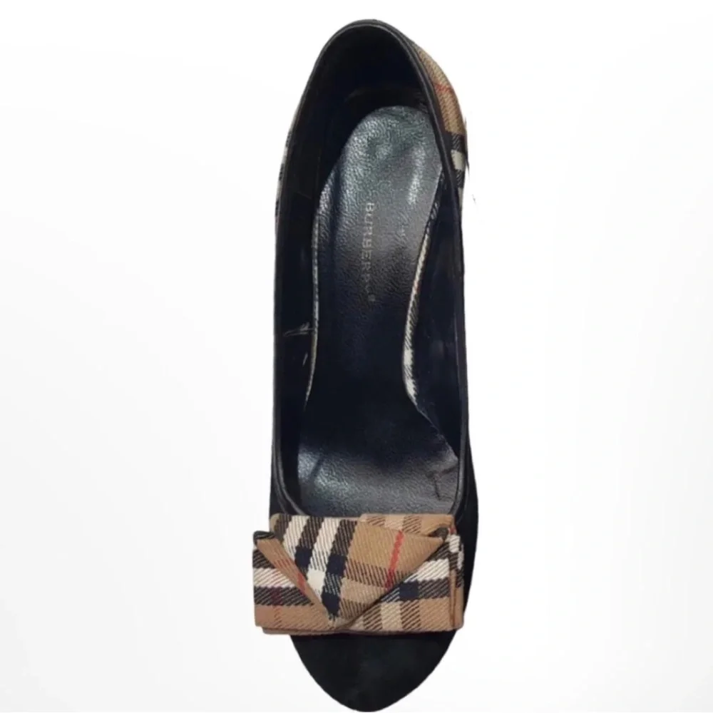 Burberry Women's Black Vintage Classy Check Pumps high heels Leather - Picture 7 of 12